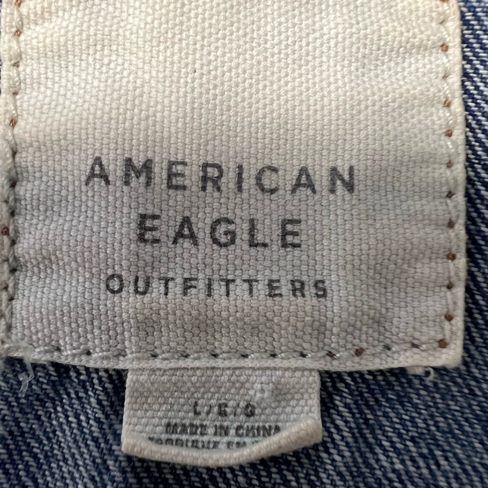 Distressed American Eagle Denim/Jean Jacket Size L Women - Picture 8 of 9